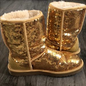 Gold sequin UGGS